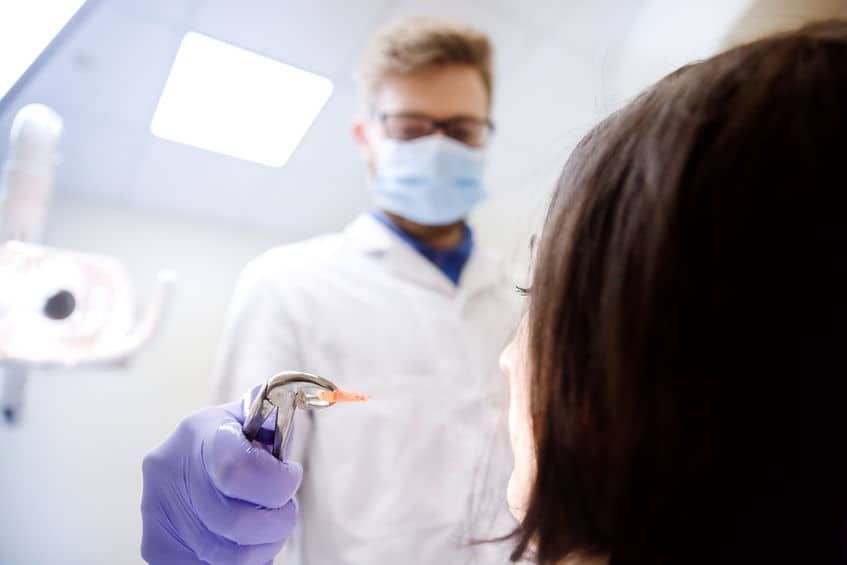 Dentist Oral Surgeon